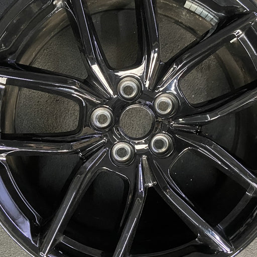19" MUSTANG 24-25 19x8.5 5 spoke U spoke black Original OEM Wheel Rim - Angle View