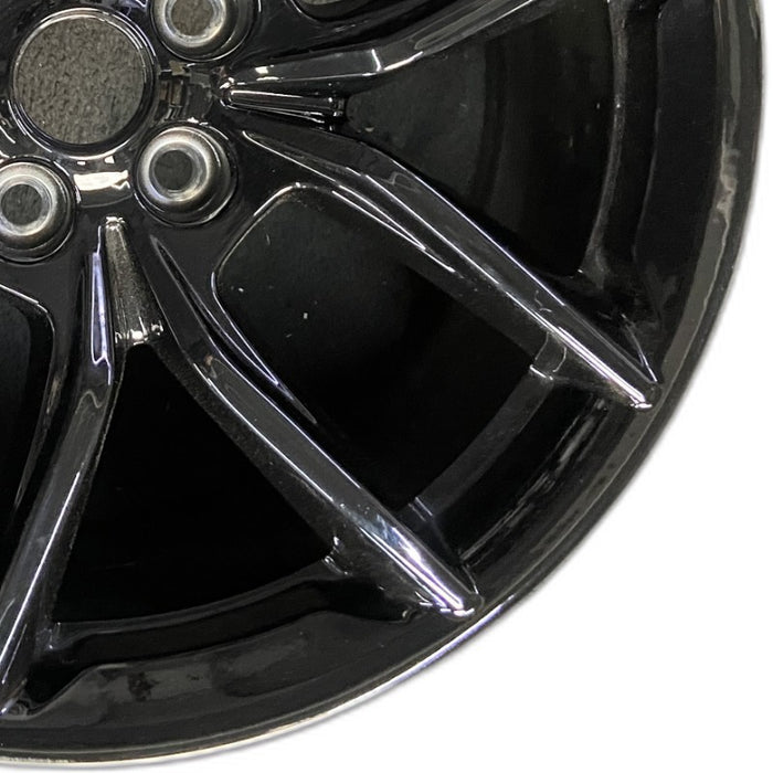 19" MUSTANG 24-25 19x8.5 5 spoke U spoke black Original OEM Wheel Rim - Close-Up Detail