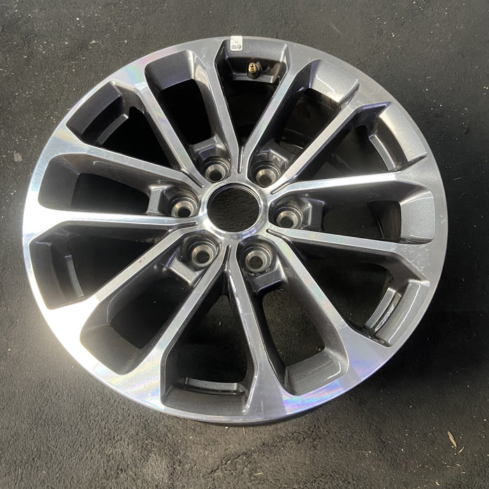 18" FORD F150 PICKUP 18-20 18x7.5, aluminum, 12 spoke , , machined spoke face - Close-Up Detail