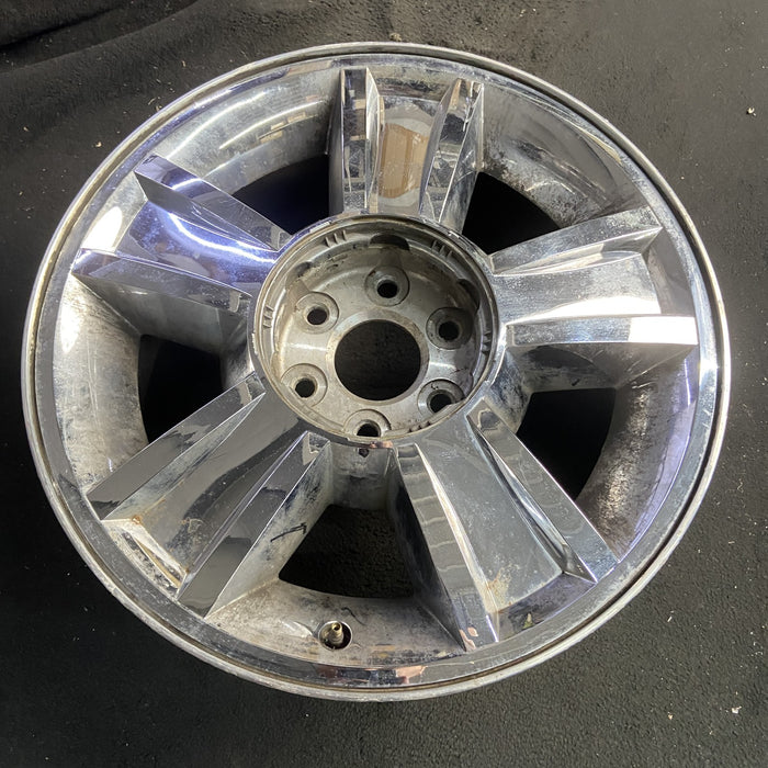 20" AVALANCHE 1500 09-10 20x8.5, 5 spoke, covered lug nuts, grooved spoke - Side Profile