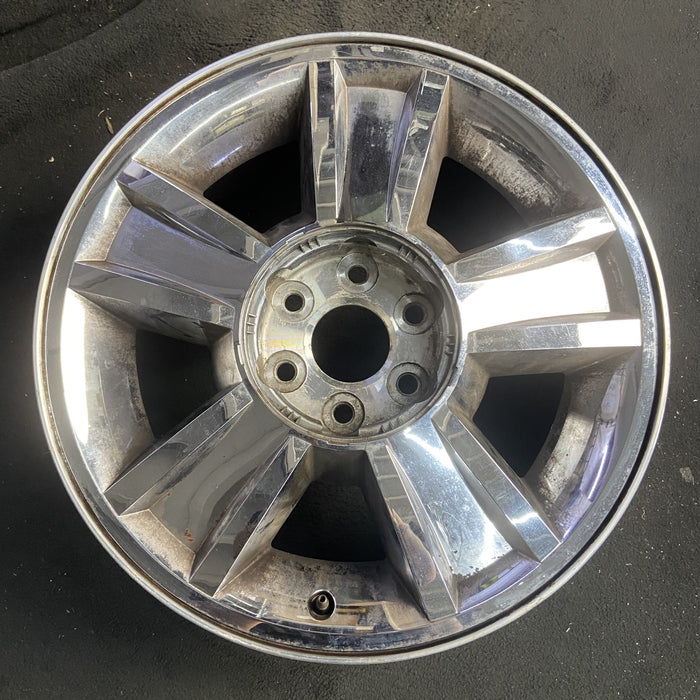 20" AVALANCHE 1500 09-10 20x8.5, 5 spoke, covered lug nuts, grooved spoke - Angle View