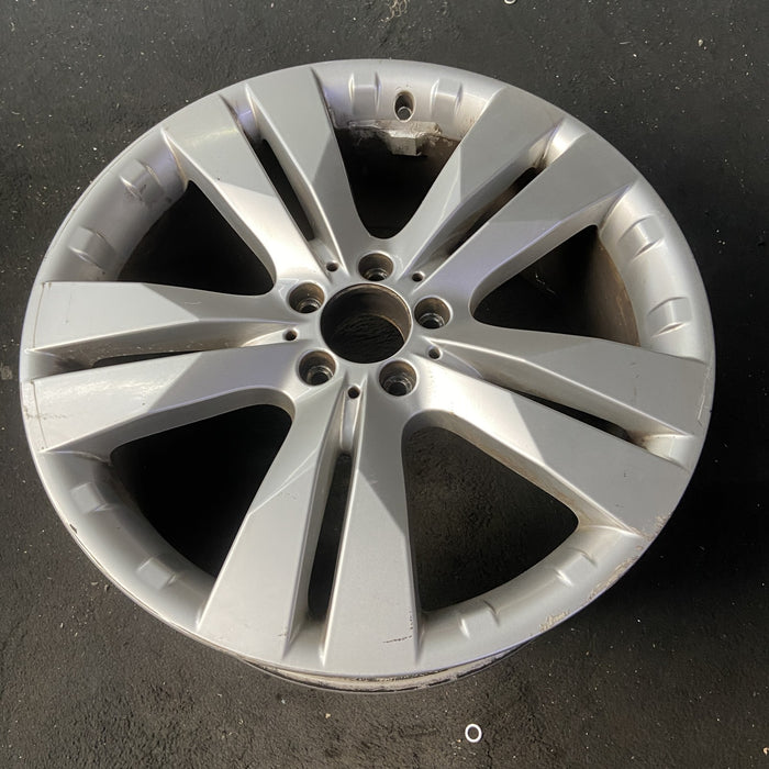 20" MERCEDES GL-CLASS 10-12 164 Type; GL350, 20x8.5, 10 spoke Original OEM - Close-Up Detail