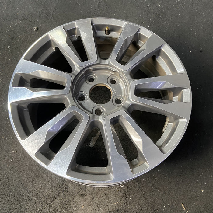 19" TERRAIN 16 19x7, 12 spoke Original OEM Wheel Rim - Close-Up Detail