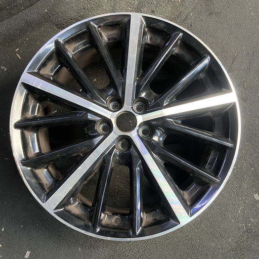 18" 86 19-20 18x7.5 , 15 spoke Original OEM Wheel Rim - Angle View
