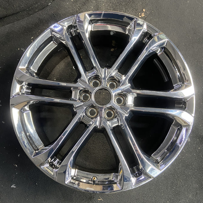 22" ENCLAVE 25 22x8.5, 6 double spoke, chrome Original OEM Wheel Rim - Angle View