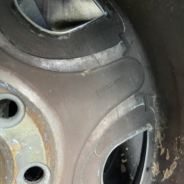 20" AVALANCHE 1500 09-11 20x8.5, 5 spoke, covered lug nuts, flat spoke Original - Additional View