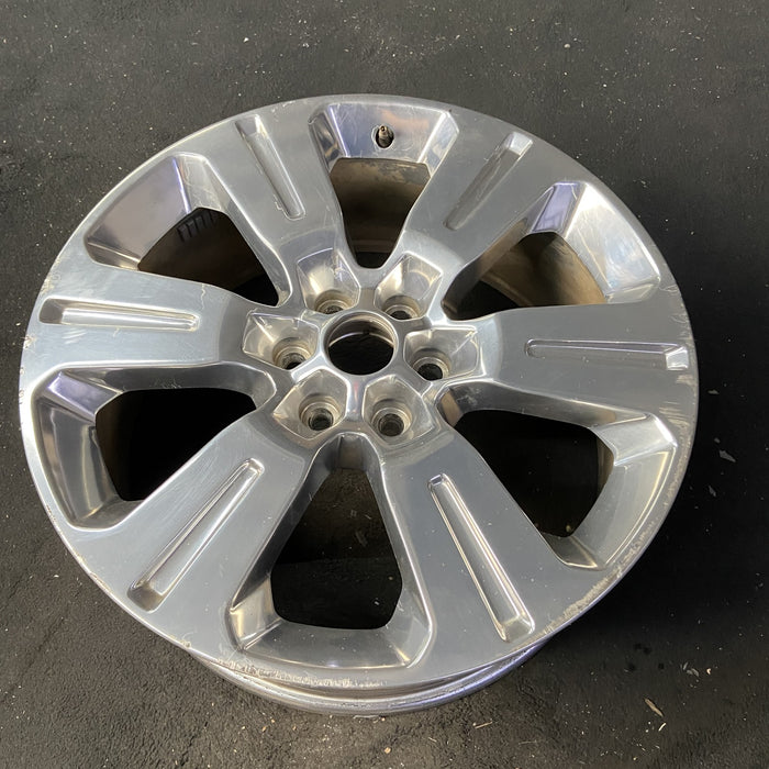 22" FORD F150 PICKUP 16-17 22x9 Original OEM Wheel Rim - Close-Up Detail