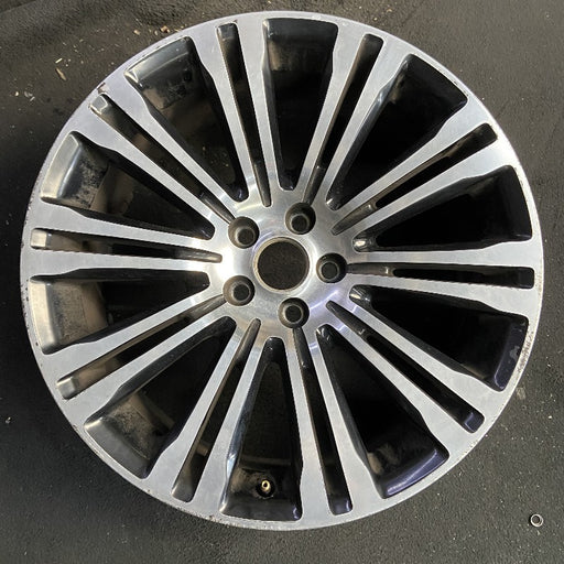 20" 300 11 20x8 alloy 10 double spoke 20 spoke machined face black pockets - Front View