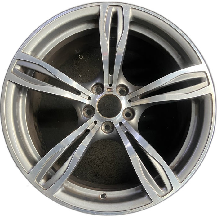 20" BMW M5 12-16 20x9 alloy 5 double spoke frt narrow opening in spoke silver - Front View