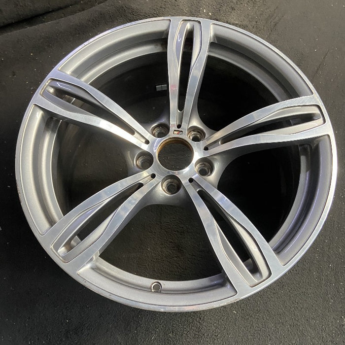 20" BMW M5 12-16 20x9 alloy 5 double spoke frt narrow opening in spoke silver - View 7