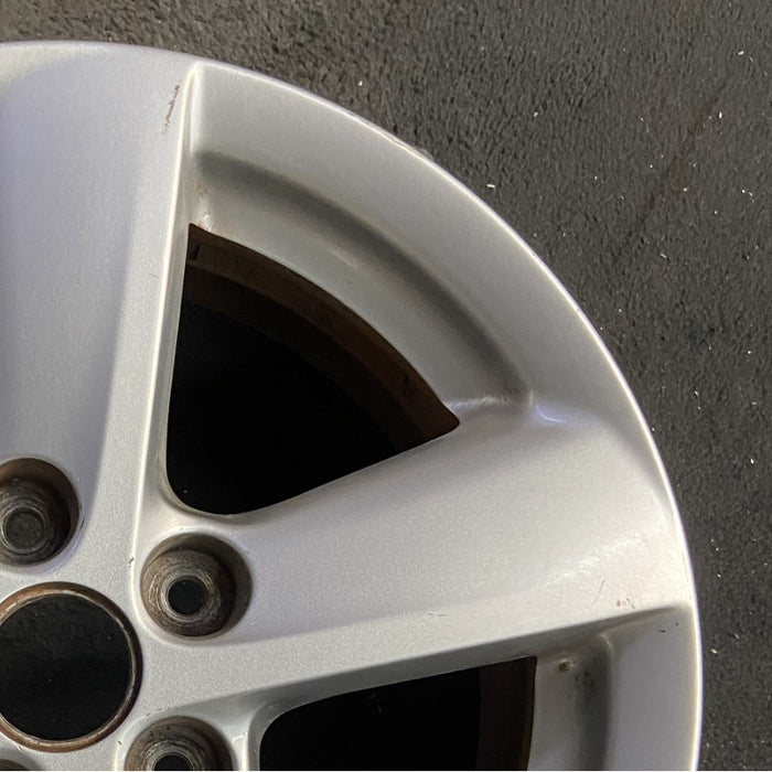16" OPTIMA 14-15 16x6.5 alloy LX 5 spoke Original OEM Wheel Rim - Close-Up Detail