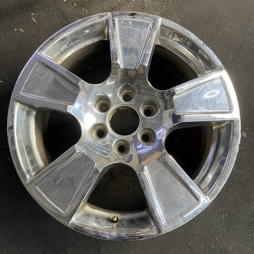 20" AVALANCHE 1500 07-11 20x8.5, 5 spoke, exposed lug nuts, raised edge spoke - Angle View