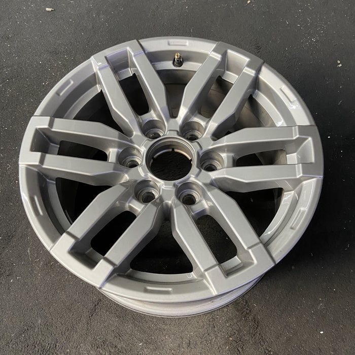 17" COLORADO 23 17x8, aluminum , opt Q5W Original OEM Wheel Rim - Close-Up Detail