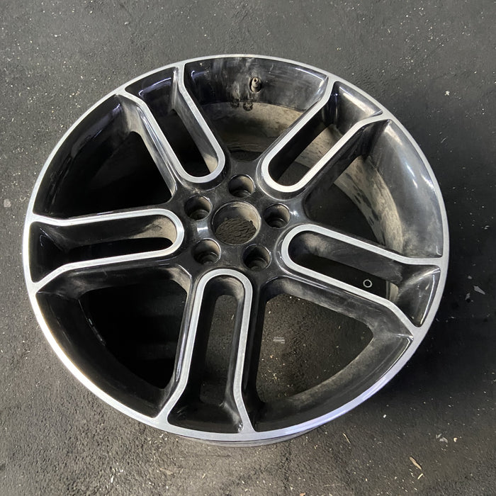 20" EDGE 13 20x8 , , black with machined edges Original OEM Wheel Rim - Close-Up Detail