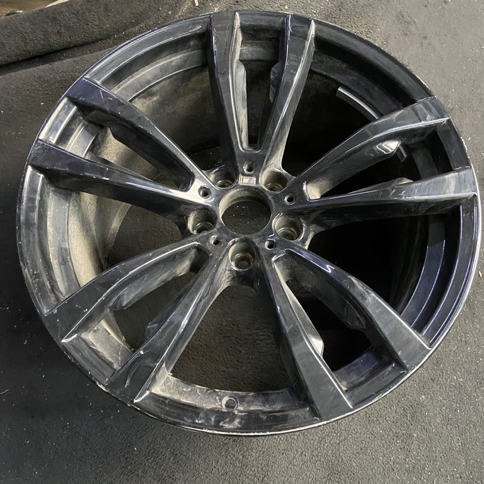 20" BMW X5 14-18 20x11 , 5 spoke, V spoke, flat spoke, black Original OEM Wheel - Side Profile