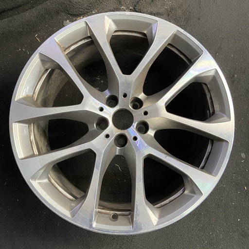 20" BMW X5 19-20 20x9, 5 spoke, Original OEM Wheel Rim - Angle View