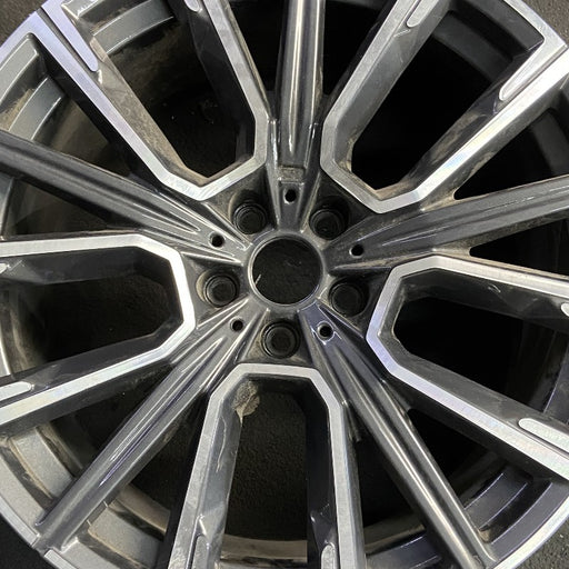 20" BMW 740i 21-22 20x10 star design dark gray orbit gray Original OEM Wheel Rim - Angle View