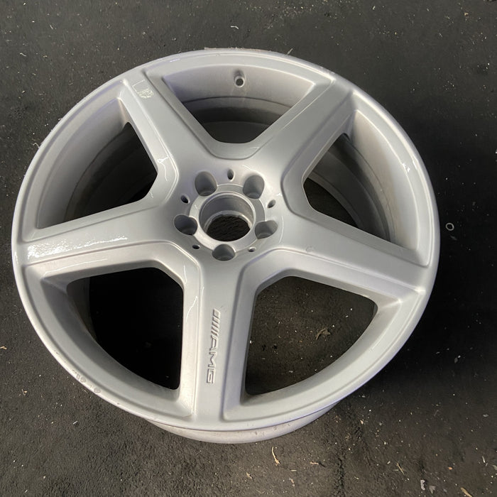 20" MERCEDES CL-CLASS 08 216 Type; CL65, 20x9.5, Original OEM Wheel Rim - Close-Up Detail