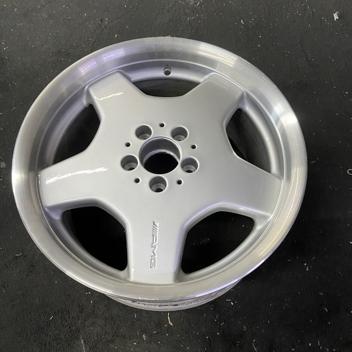 18" MERCEDES CL-CLASS 01 215 Type; CL500, 18x9.5 , 5 spoke Original OEM Wheel - Close-Up Detail