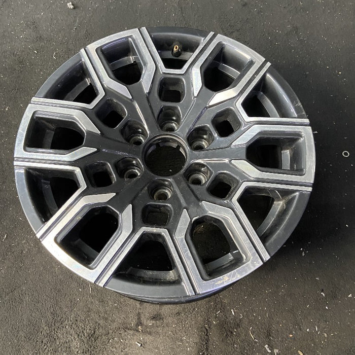 18" COLORADO 23-24 18x8.5 12 spoke opt PZI machined face Original OEM Wheel Rim - View 8