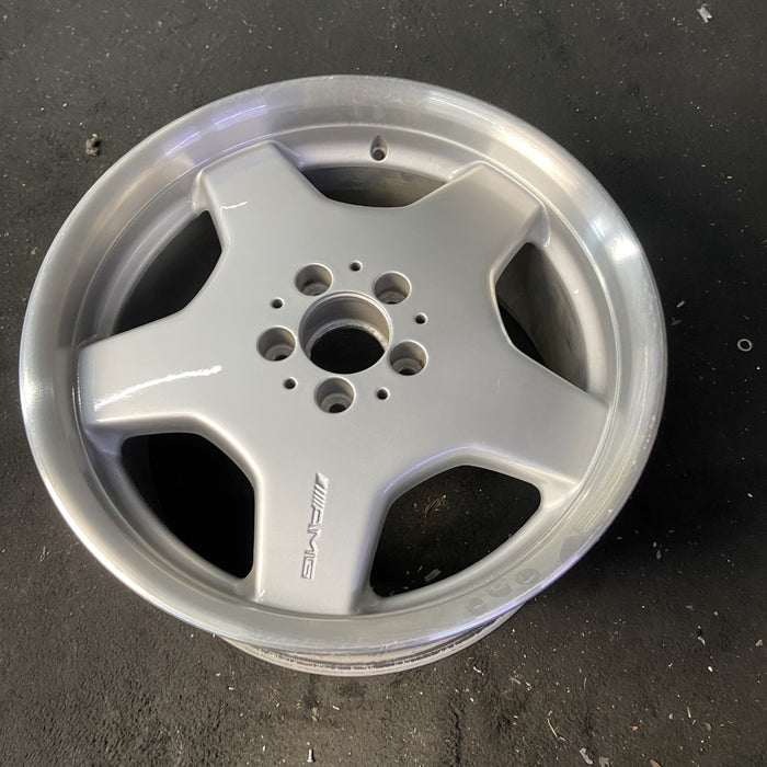 18" MERCEDES CL-CLASS 01 215 Type; CL500, 18x9.5 , 5 spoke Original OEM Wheel - Close-Up Detail