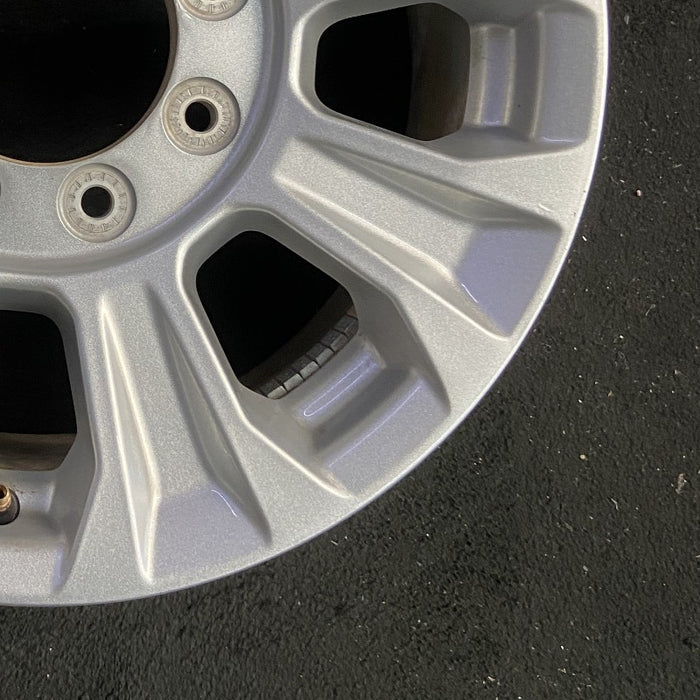 18" FORD F250SD PICKUP 20-22 18x8 aluminum 8 spoke silver Original OEM Wheel Rim - Back View