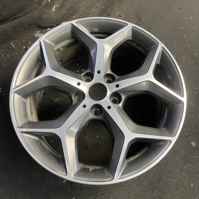 18" BMW X1 16-20 18x7.5 , , solid Y spoke Original OEM Wheel Rim - Side Profile