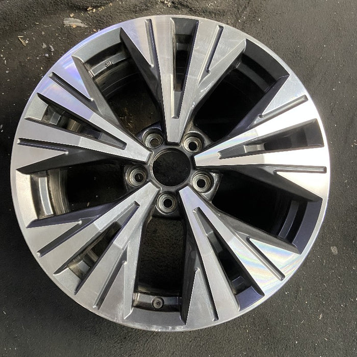 18" ROGUE 21-22 18x7.5 alloy 10 spoke Original OEM Wheel Rim - Additional View