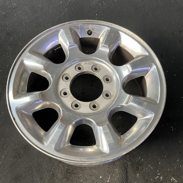 20" FORD F250SD PICKUP 11-16 20x8 , 8 spoke Original OEM Wheel Rim - Close-Up Detail