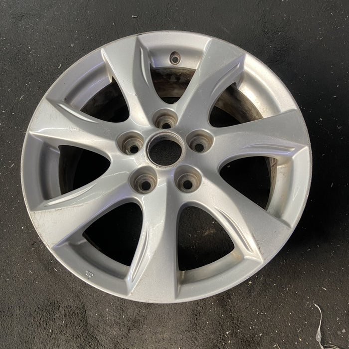 16" MAZDA 3 10-11 16x6.5, alloy, Original OEM Wheel Rim - Close-Up Detail