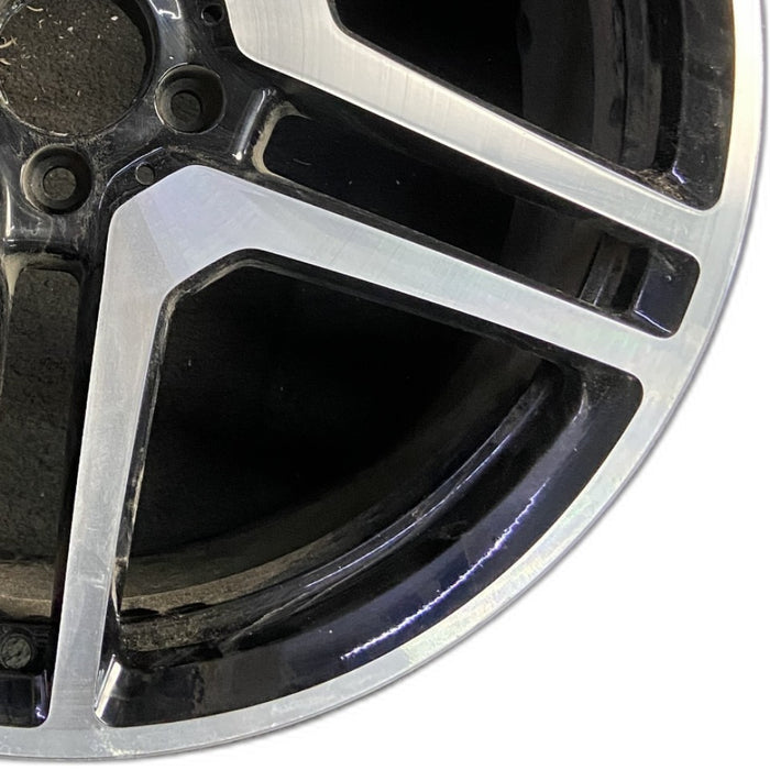 20" MERCEDES CL-CLASS 13-14 216 Type; CL63 20x9.5 10 spoke 5 pairs accent - Close-Up Detail