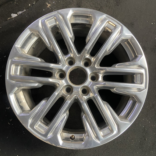 20" YUKON 21 20x9, , polished, opt NZG Original OEM Wheel Rim - Angle View