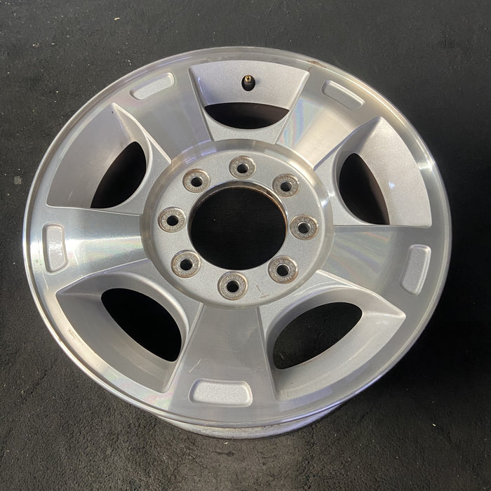 18" FORD F250SD PICKUP 09-10 18x8 , 5 spoke, aluminum, Original OEM Wheel Rim - Close-Up Detail