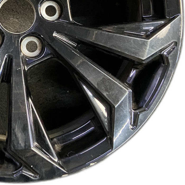 18" RAV4 22 18x7 alloy 5 spoke split spoke black Original OEM Wheel Rim - Close-Up Detail