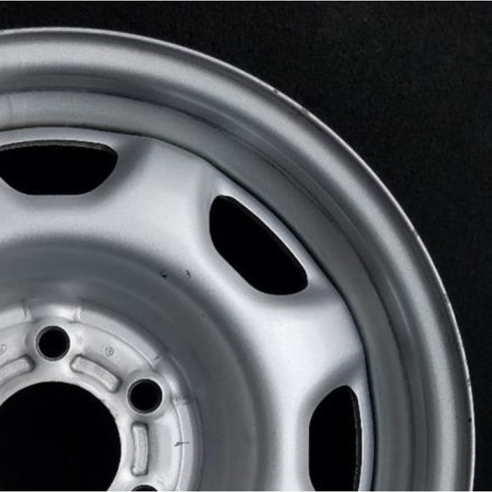 17" EXPEDITION 10 17x7.5, , , Original OEM Wheel Rim - Close-Up Detail
