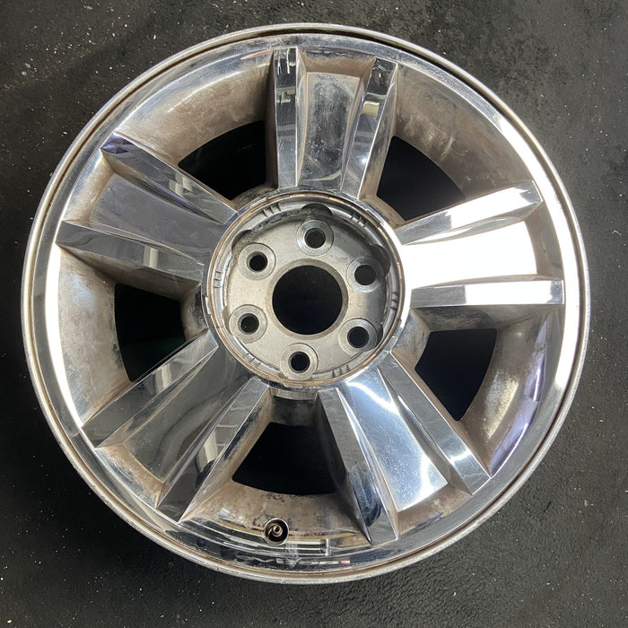20" AVALANCHE 1500 09-10 20x8.5, 5 spoke, covered lug nuts, grooved spoke - Angle View