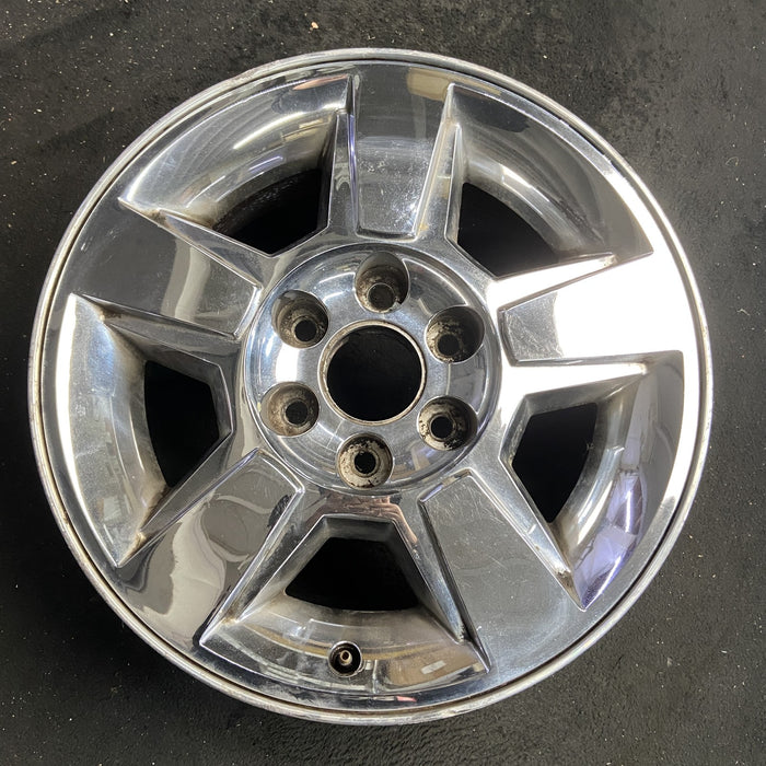 18" AVALANCHE 1500 09-10 18x8", , exposed lug nuts Original OEM Wheel Rim - Angle View