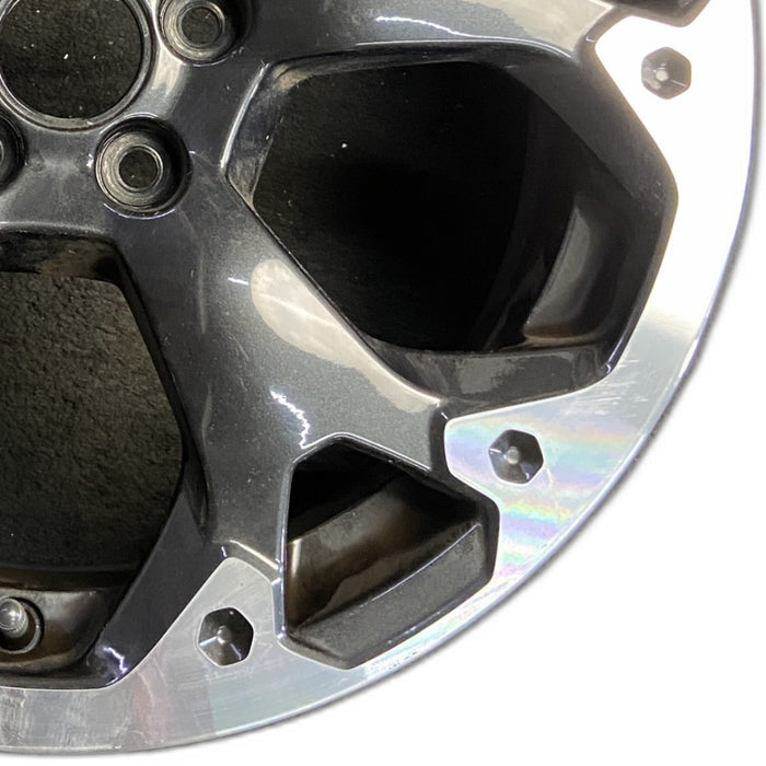 17" XV CROSSTREK 21 17x7 alloy machined face dark gray pockets outer machined - Close-Up Detail