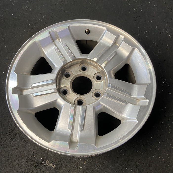18" AVALANCHE 1500 07 18x8" Original OEM Wheel Rim - Close-Up Detail