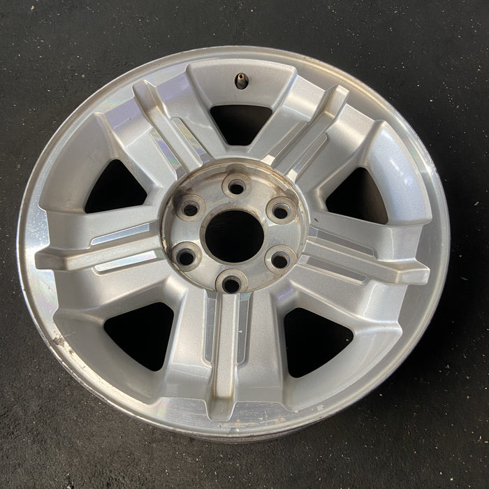 18" AVALANCHE 1500 07 18x8" Original OEM Wheel Rim - Close-Up Detail