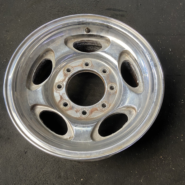 16" EXCURSION 00-05 , aluminum, 5 oval openings Original OEM Wheel Rim - Close-Up Detail
