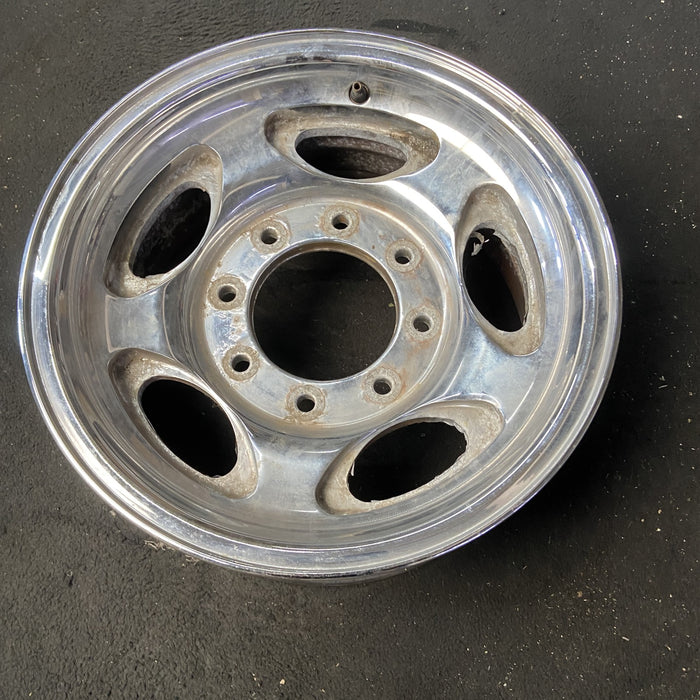 16" EXCURSION 00-05 , aluminum, 5 oval openings Original OEM Wheel Rim - Close-Up Detail