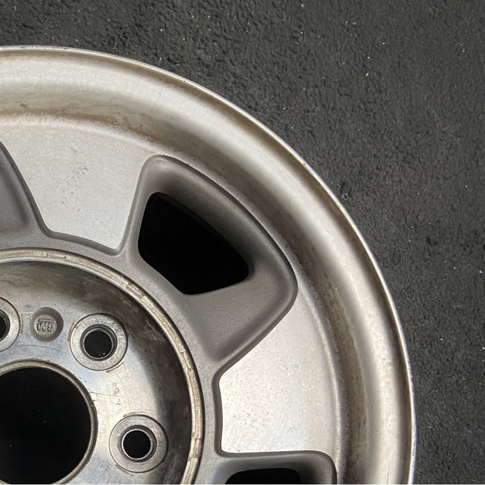 16" ASTRO 03 16x7 aluminum opt PF4 Original OEM Wheel Rim - Close-Up Detail