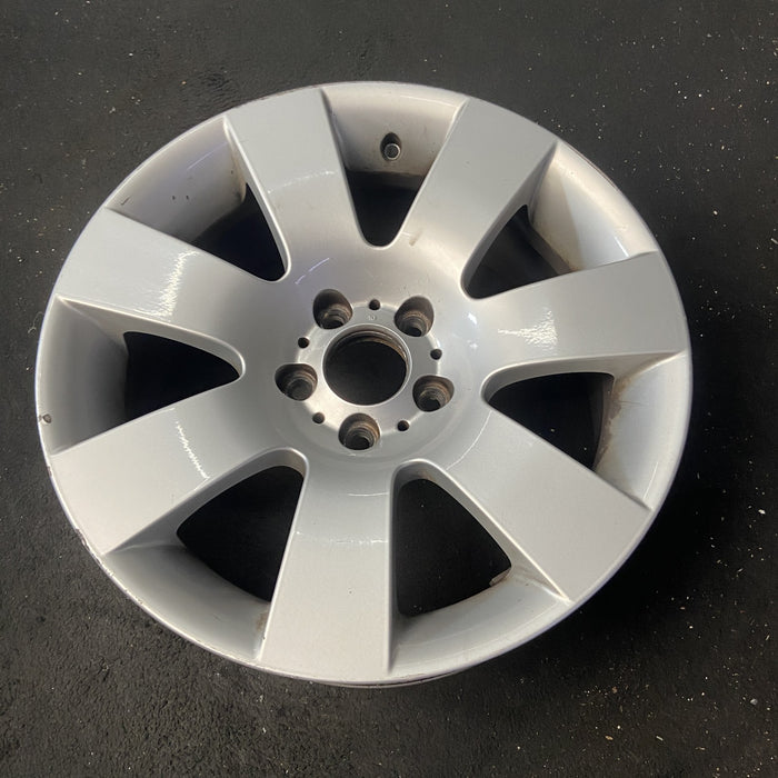 18" BMW 525i 04-05 18x8 , 7 spoke, wide spoke Original OEM Wheel Rim - Close-Up Detail