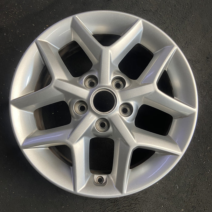 16" SOUL 20-23 gasoline model, 16x6.5, alloy Original OEM Wheel Rim - Angle View