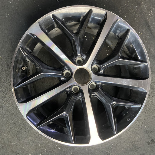 18" CIVIC 20-21 18x8 , w/o outer red accent; Y spoke design, w/machined face - Angle View