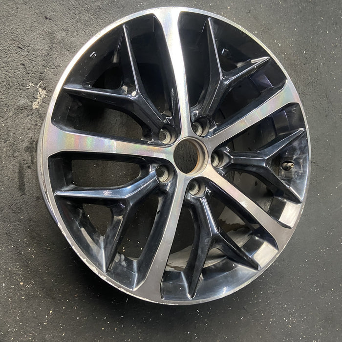 18" CIVIC 20-21 18x8 , w/o outer red accent; Y spoke design, w/machined face - Close-Up Detail