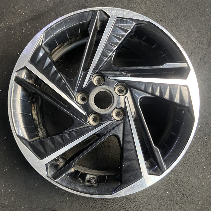 18" ELANTRA 21-23 18x8 Original OEM Wheel Rim - Angle View