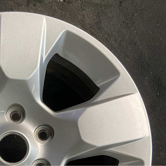 18" DODGE 1500 PICKUP 19 6 lug 18x8 aluminum 5 spoke opt WBB Original OEM Wheel - Close-Up Detail