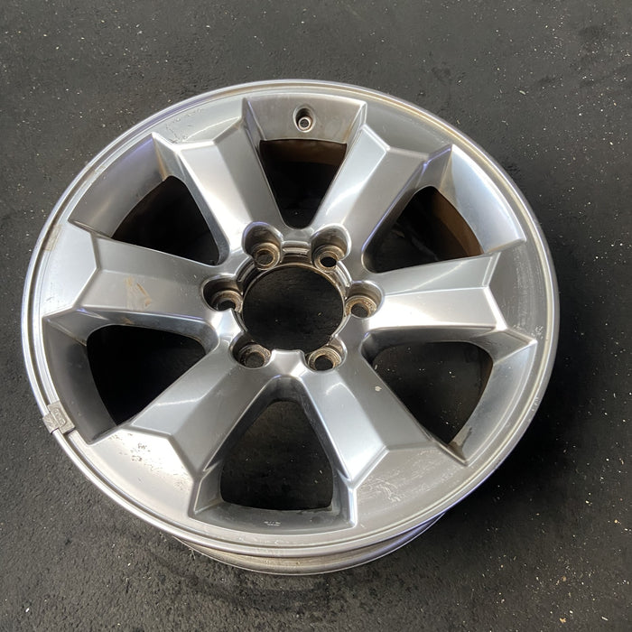 18" 4 RUNNER 06-09 18x7.5 Original OEM Wheel Rim - Close-Up Detail